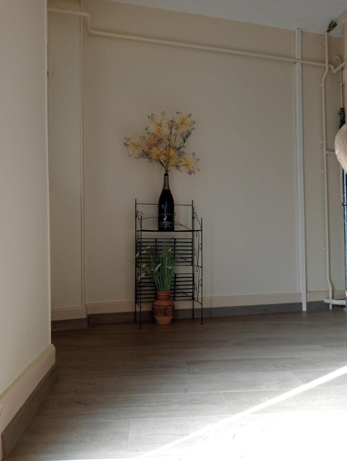 Le Charme Des Berceaux Apartment Epernay Luaran gambar