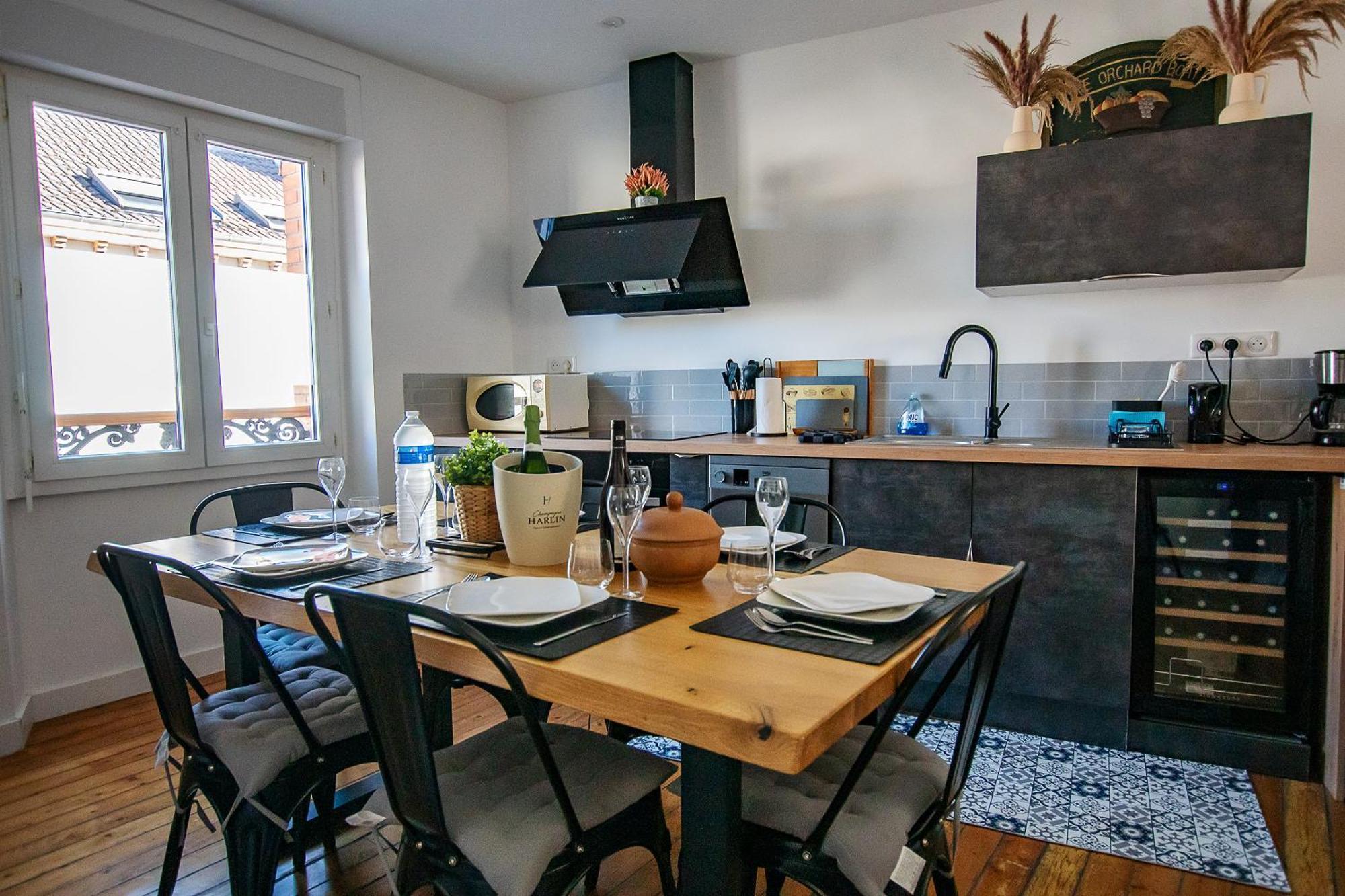 Le Charme Des Berceaux Apartment Epernay Luaran gambar