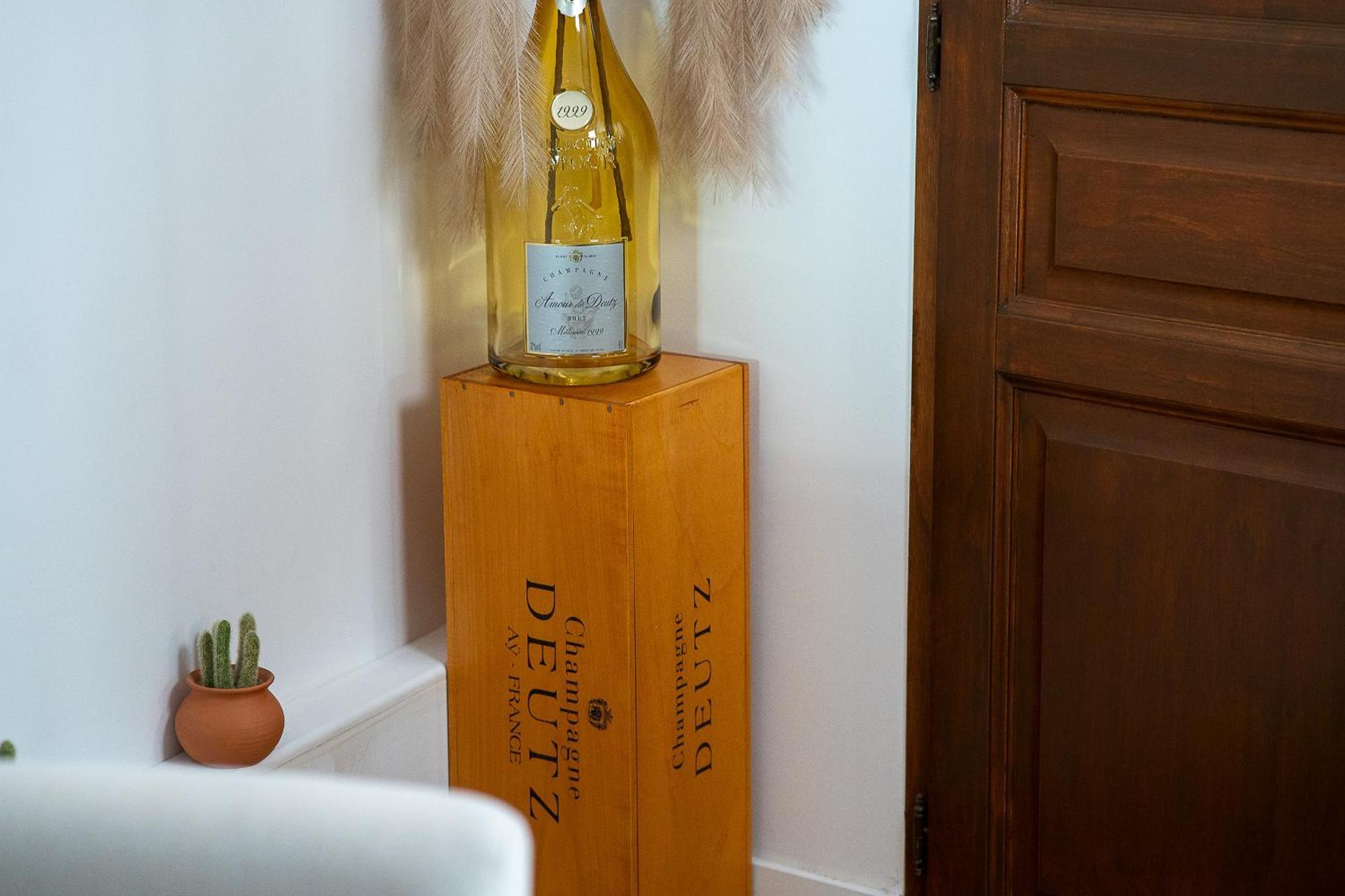 Le Charme Des Berceaux Apartment Epernay Luaran gambar